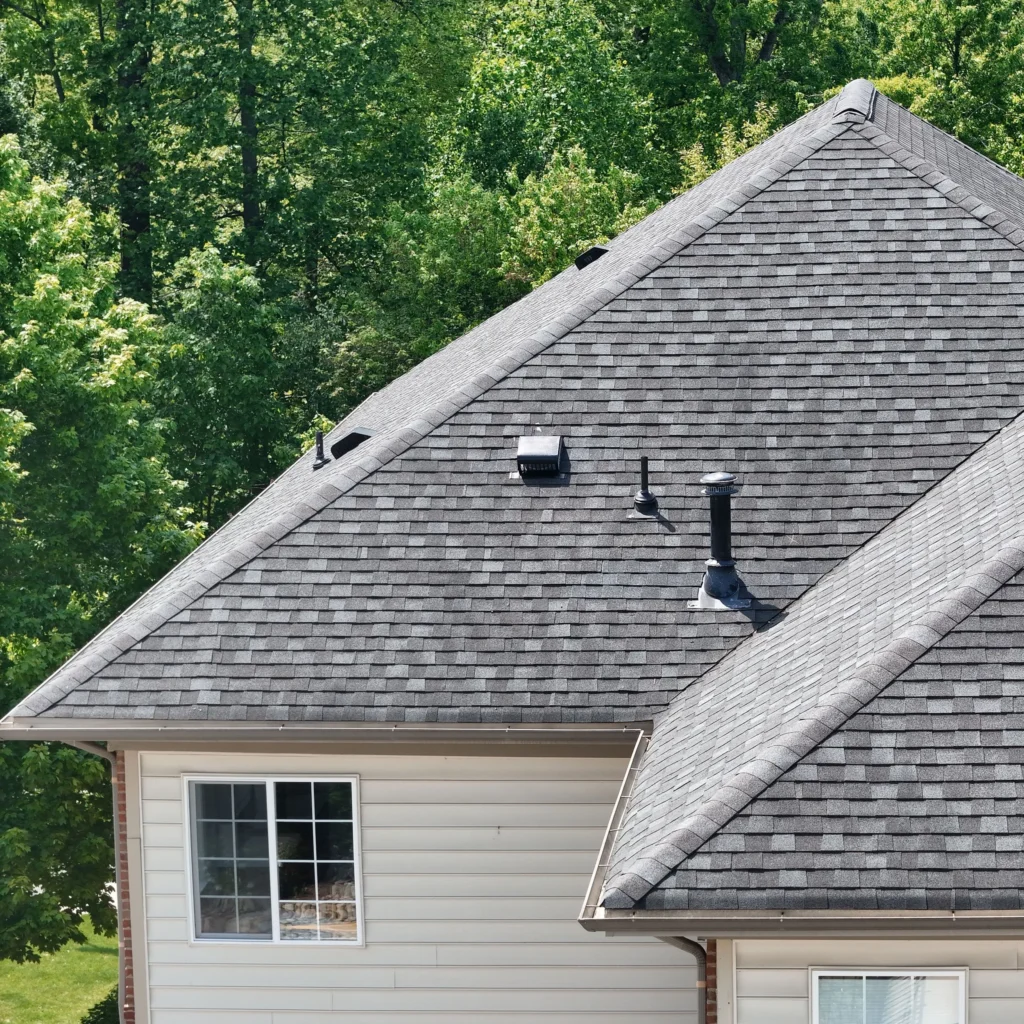 4SeasonsHome makes installing a durable, secure, and beautiful roof for your home easy - from material and color selection to final cleanup.